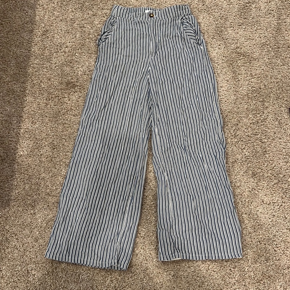 HOLLISTER high rise pants. Size XS